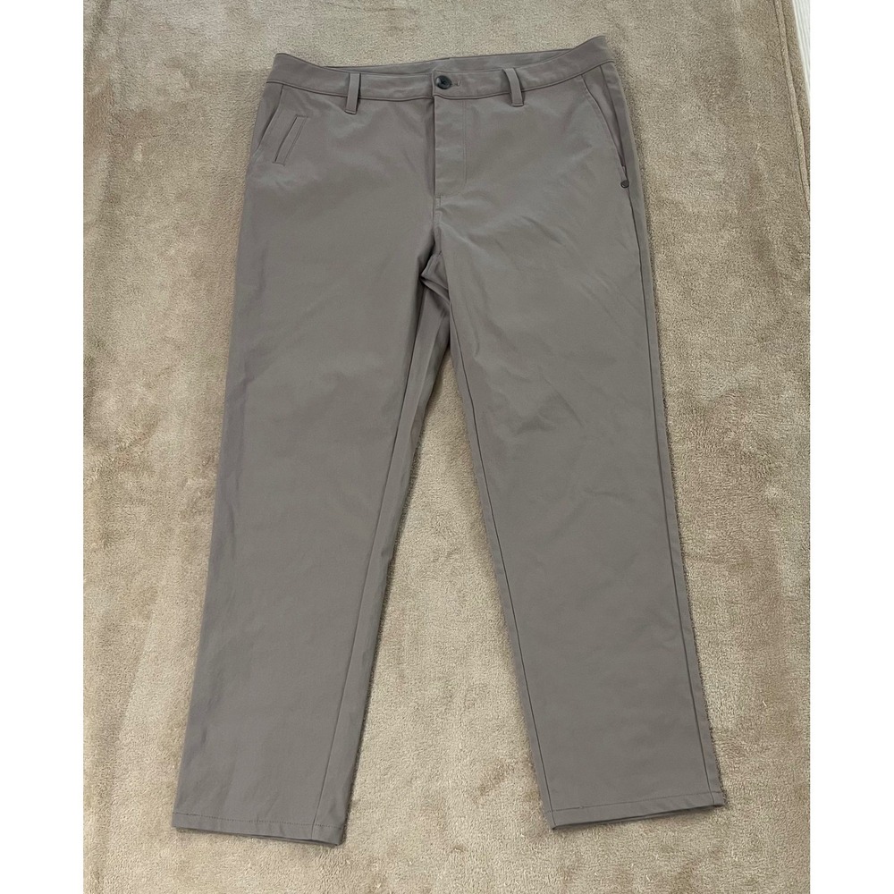 Vuori Chino Stretch Preppy Pants men size 36 performance golf